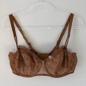 Chantelle 38D C Jolie Lace Unlined Demi Bra